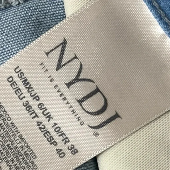 NYDJ light wash Skinny Jeans slimming lift tuck technology contour ami crop sz 6 - Picture 9 of 10